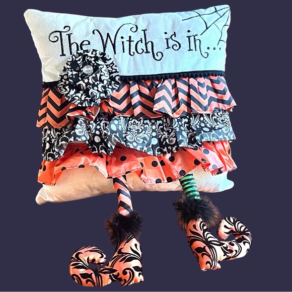 Witch Halloween Pillow Pier 1 - Picture 6 of 6